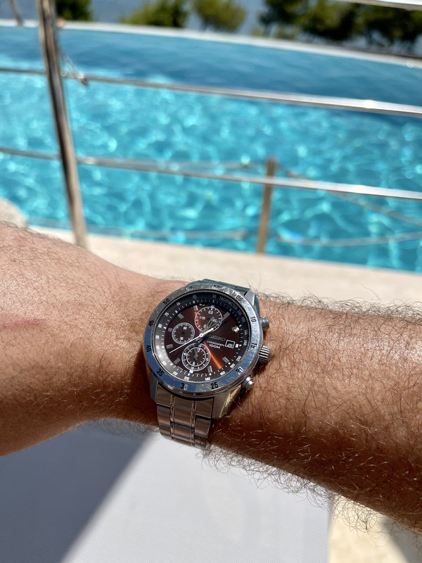 06FC350C-34CF-4F13-8F8A-734AF3FD09B3