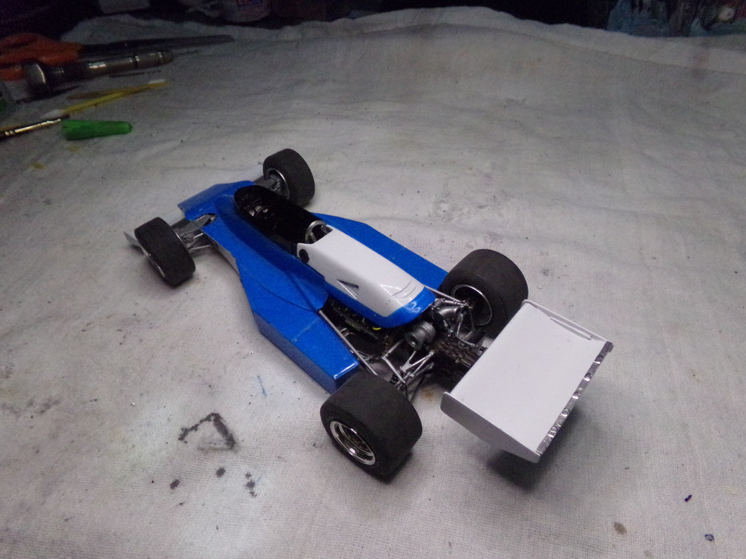 103 2703 — Postimages
