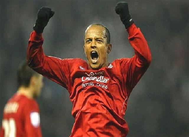 [Image: Rob-Earnshaw.jpg]