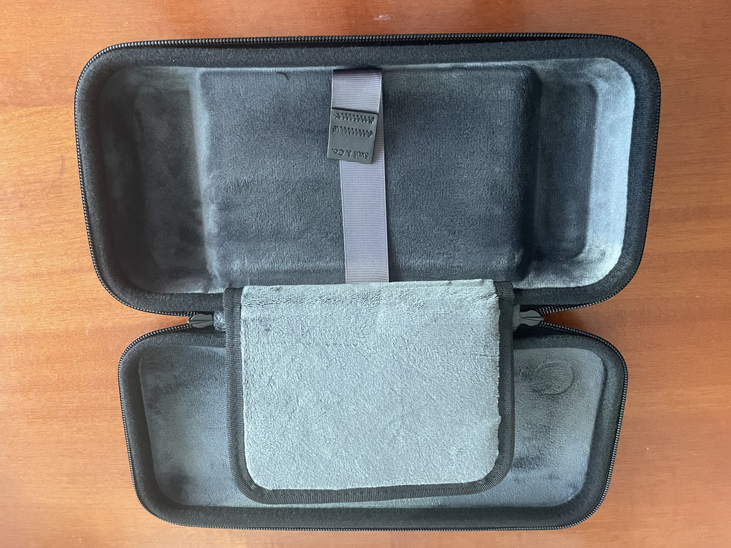 63BAE60A-97B2-4F99-A6EF-561F09976F1E