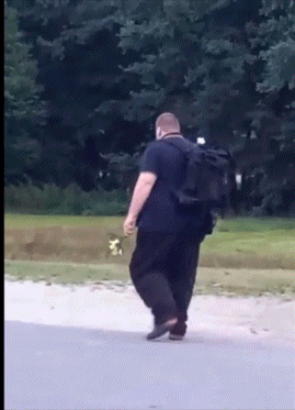 939684-A5-37-F0-4-D5-A-A966-9-F7-A269-D61-A9.gif