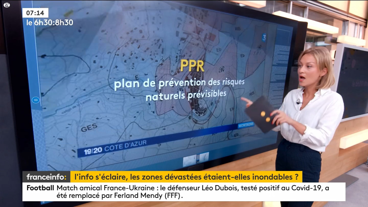 10.07 - 05.29.00 - 9h30. Entre JT, chroniques, invités et revues de p....ts_snapshot_00.51.14.080