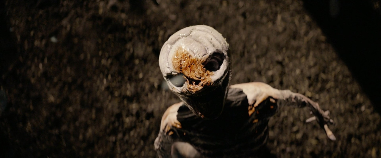 cosecha oscura (2023) [1080p Lat].mkv_snapshot_01.27.25.259