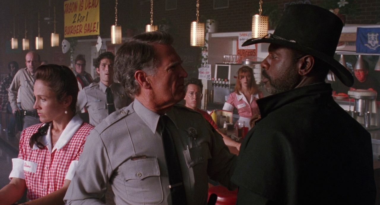 vlcsnap-2025-05-16-18h30m48s254