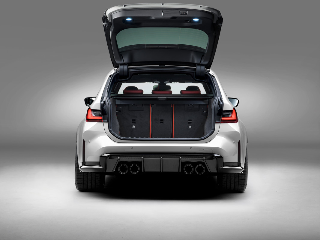 P90468274_highRes_the-first-ever-bmw-m