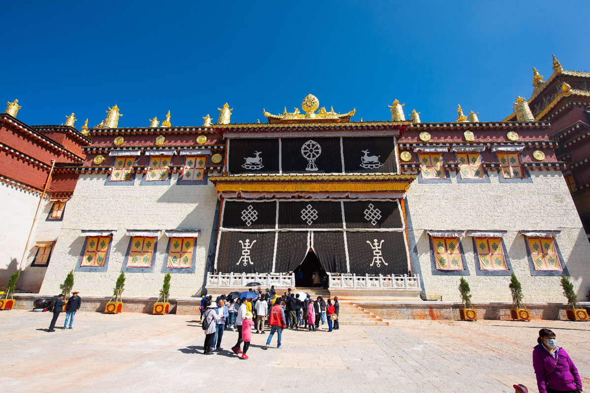 Yunnan 2019 - Blogs de China - Dia 8 - Shangrila, Monastery Songzanglin y Potatso National Park (9)