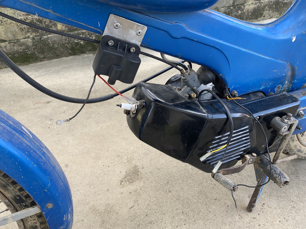 E6821008-8B5A-494A-B09B-F1F827BF0565