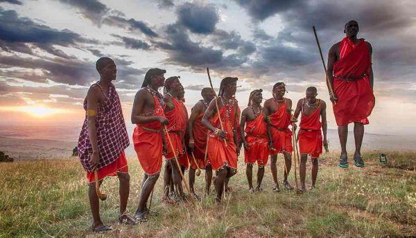 epafi-me-tous-masai-afriki.jpg