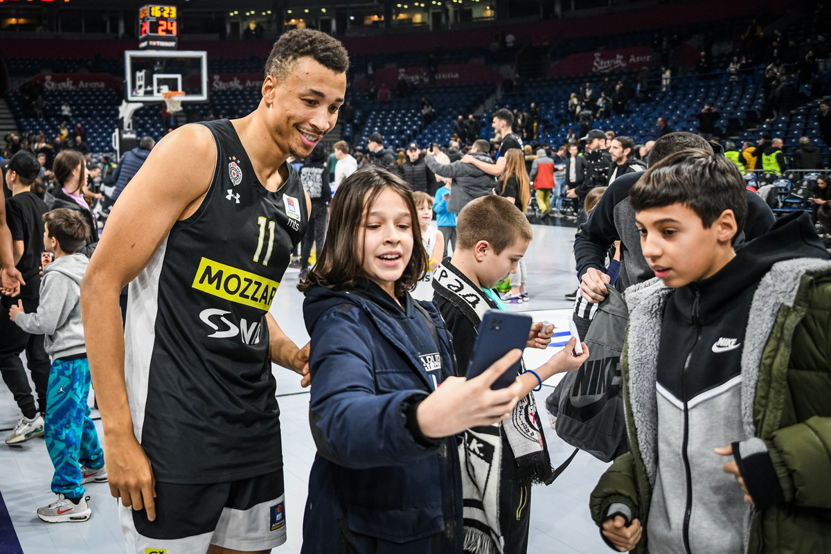 323283302-923099559057325-74338211999451