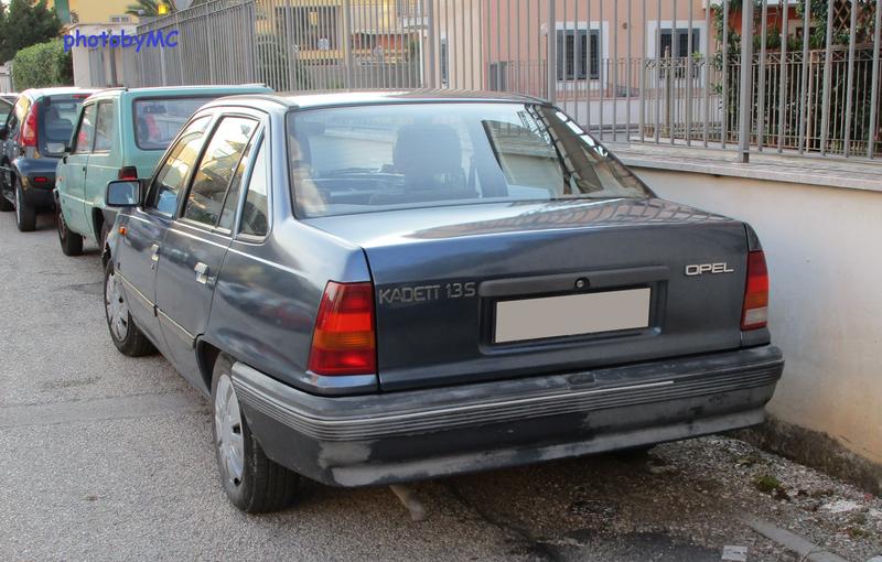 avvistamenti auto storiche - Pagina 17 IMG-0410
