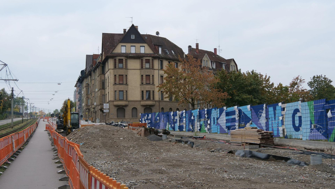 [Bild: 031026-082930-71b.jpg]