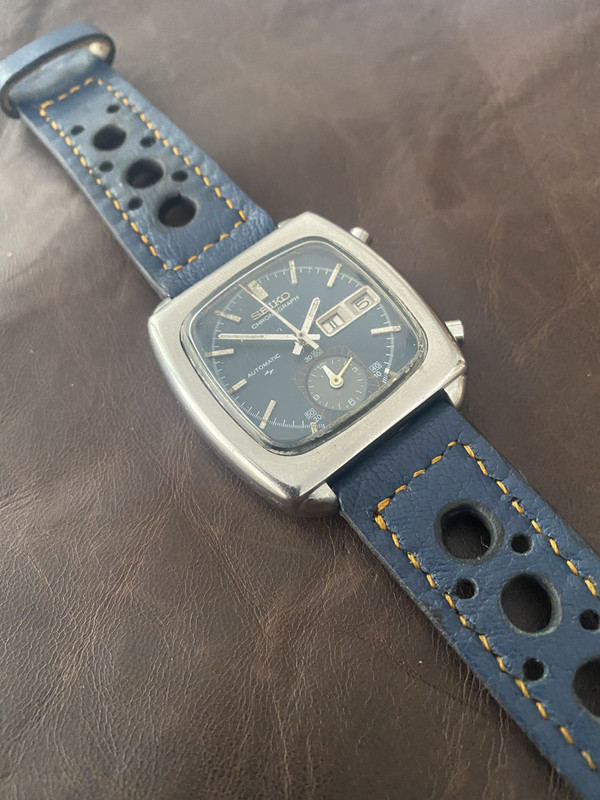 11F75D0C-413F-47CD-860D-9F2DD9F8C5ED