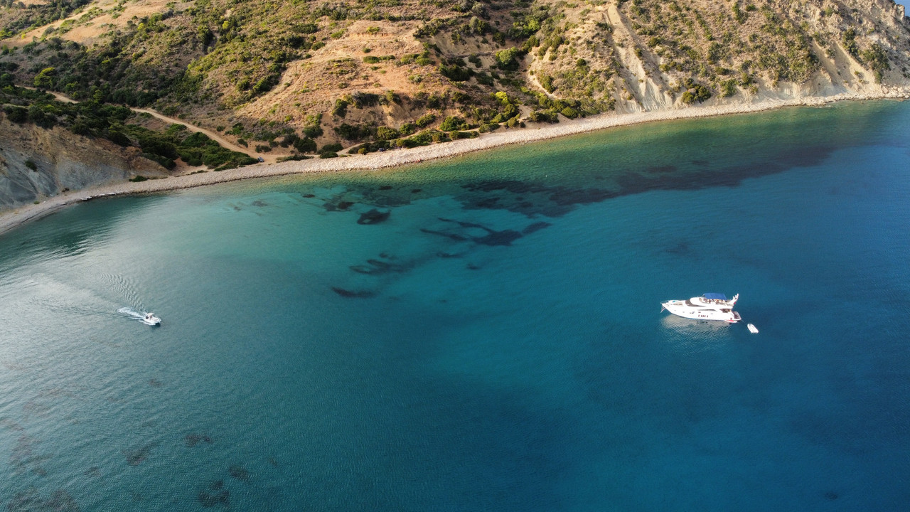 7F35BDD2-6E0C-4B5E-8AAD-D3EFD690B849