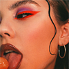 Make-Up-B-12