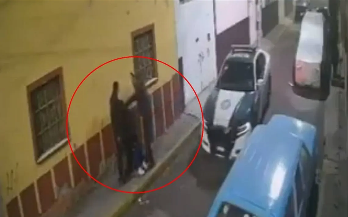 Escándalo en Iztacalco: Policías de la SSC golpean brutalmente a jóvenes en la calle
