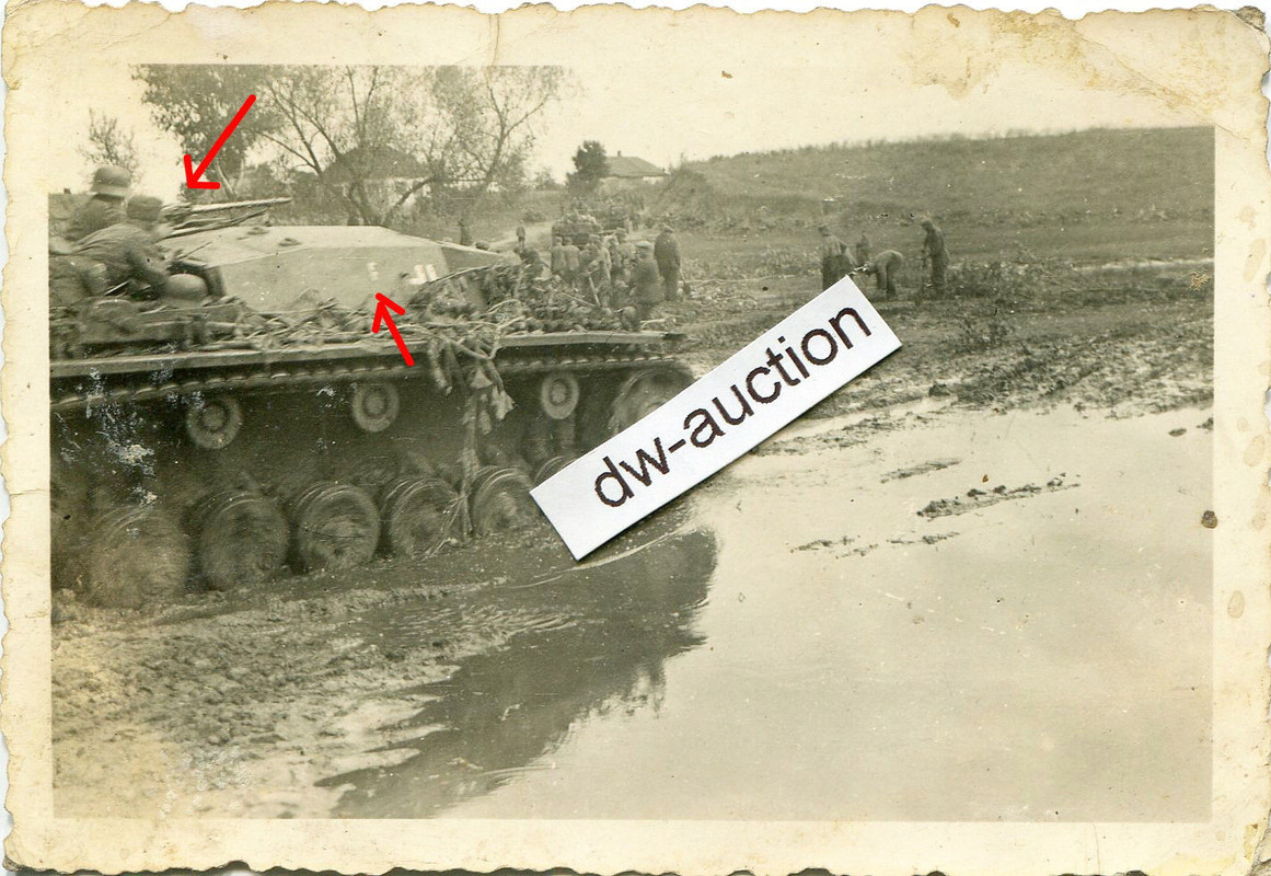 Sturmgeschütz Abt. , Stug mit aufgessener Infant