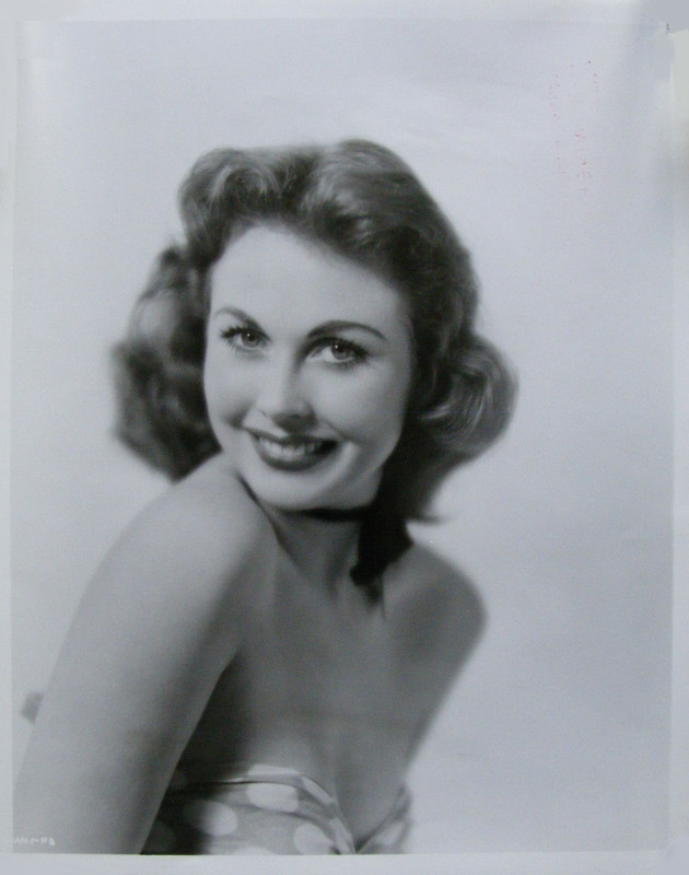 hazel court devil gal
