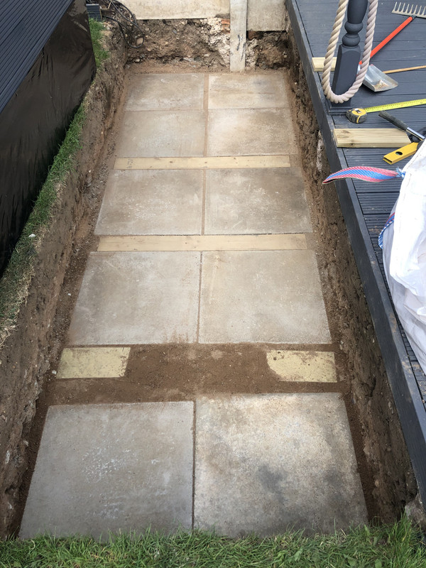 25911250-16BE-4941-A71C-00BD13005F1E