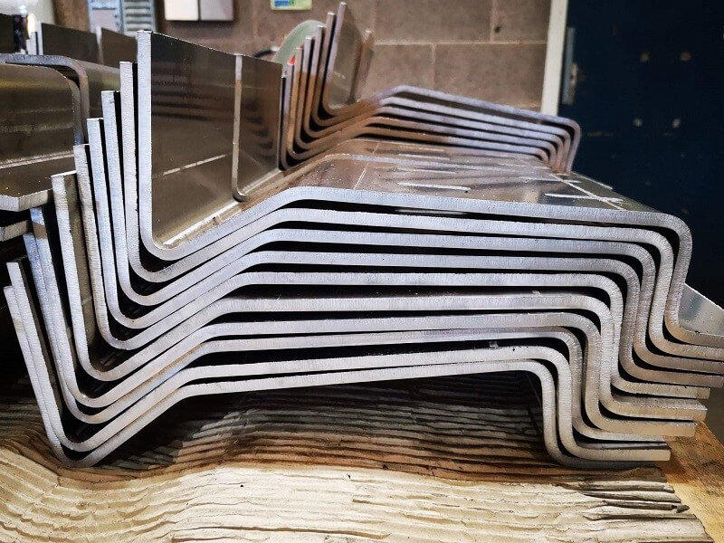 Gia Công Chấn, Gấp CNC