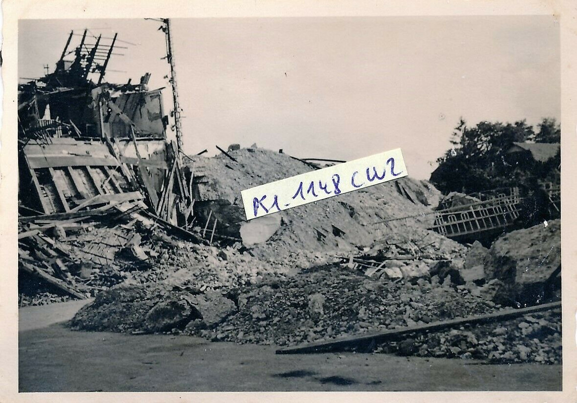 Pont de chemin de fer détruit à SAINT-LOUIS près Huningue Bâle Mulhouse juin 40