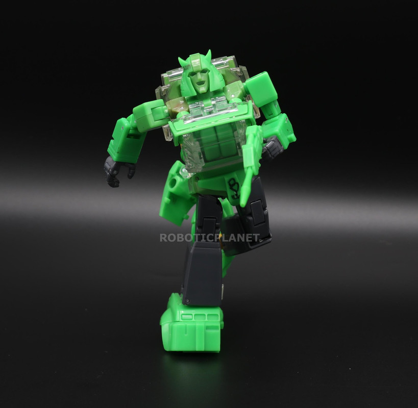 Masterpiece-Cliffjumper-14