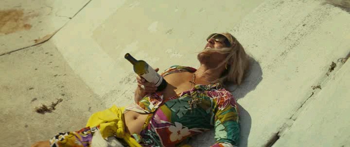 The.Beach.Bum.Una.Vita.In.Fumo.2019.iTALiAN.BDRiP.AC3.XviD.avi_snapshot_00.44.39.304