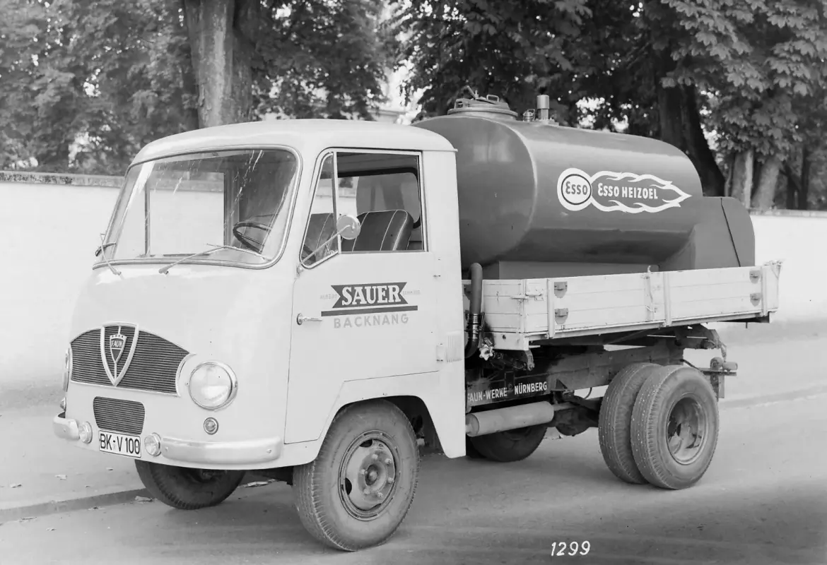 Faun Pritschen klein LKW Sauer