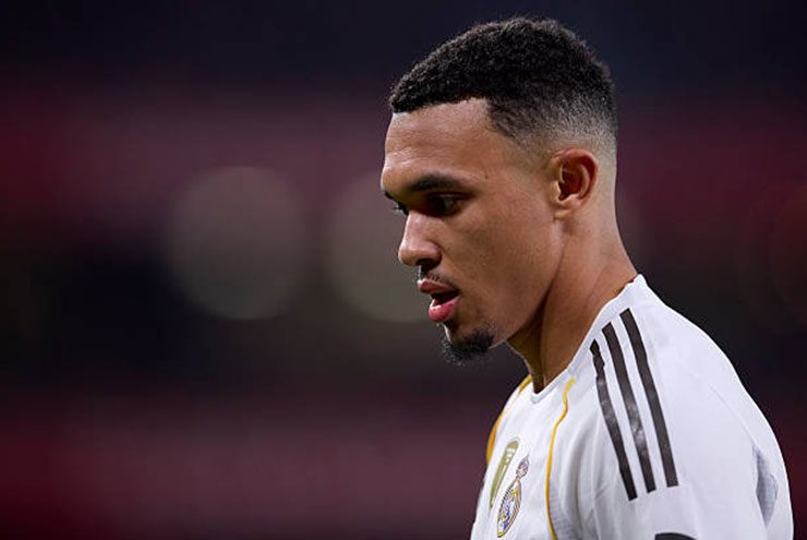 Alexander-Arnold chấn thương nặng, Real Madrid “toang” trước đại chiến Man City