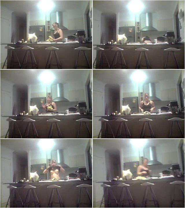 [Image: teen-flashing-boobs-3.jpg]