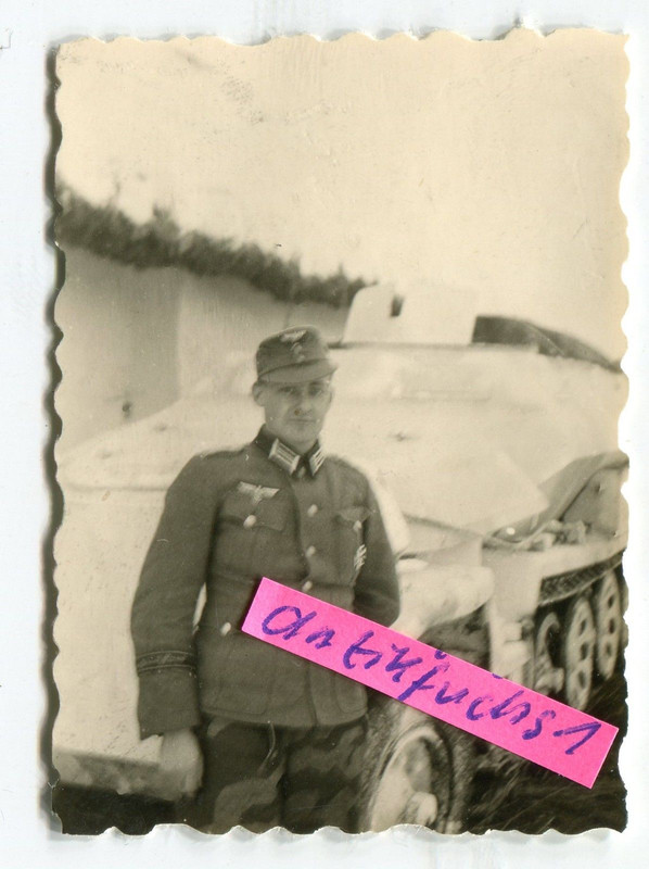 Schützen-Panzer vom Regiment GD im Winter 1944-3