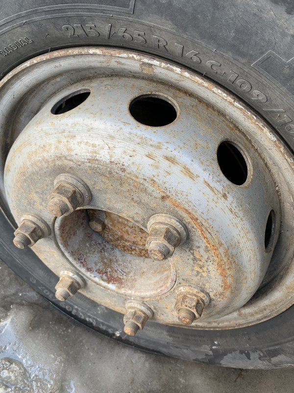 8AFD76B9-A448-400F-9170-020B11A1B214