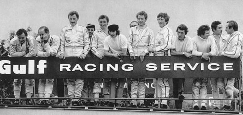 McLaren, Hulme, Hill, Siffert, Stewart, Courage,