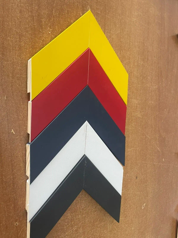 Exemplo moldura lisa 3