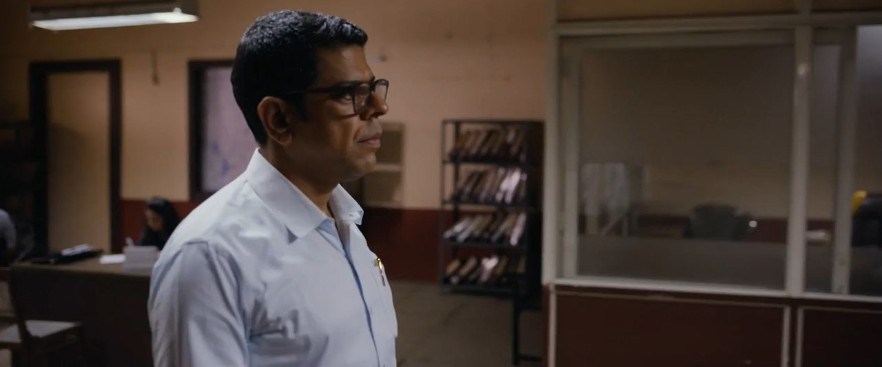 Chaari 111 2024 WebRip [Hindi + Tamil + Telugu] 480p 720p ESub Screenshot
