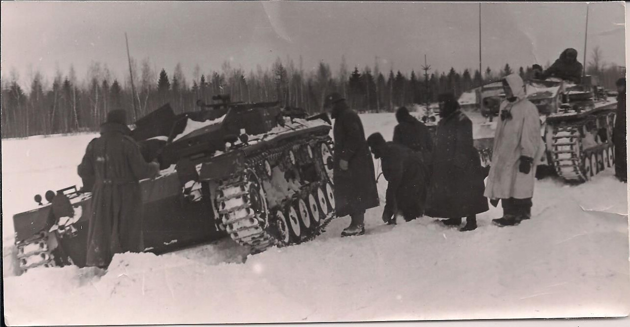 Sturmgeschütz III wird von anderem