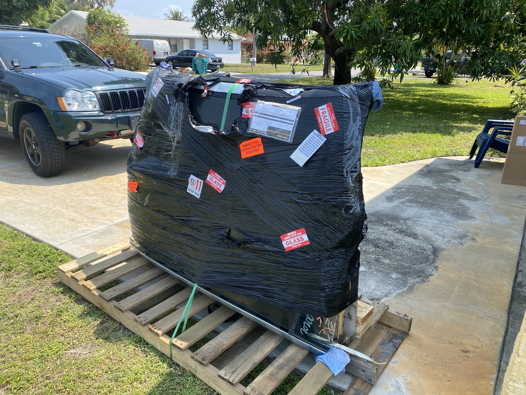 84478685-1A8C-4F6F-B679-4611907DB7D7