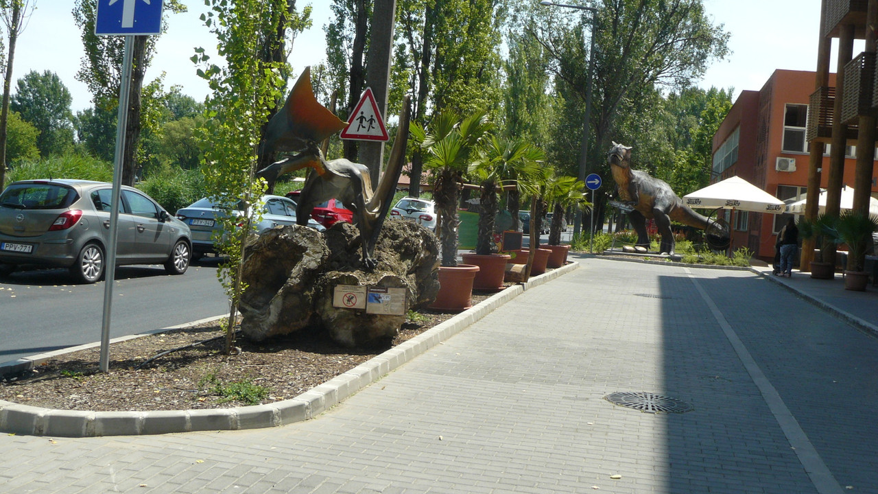 [Obrazek: ac8700e16e1a5e0a.jpg]