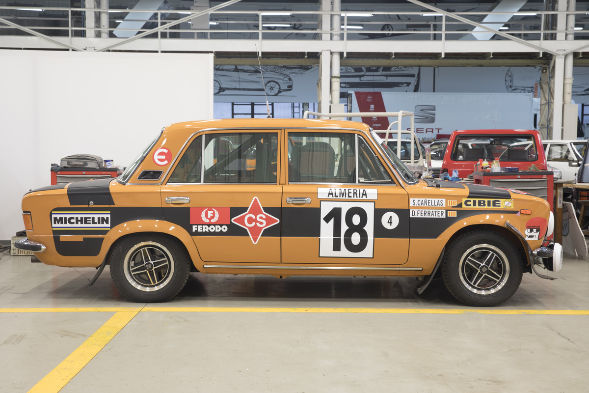 SEAT 124 Especial 1800 Gr4 (5)