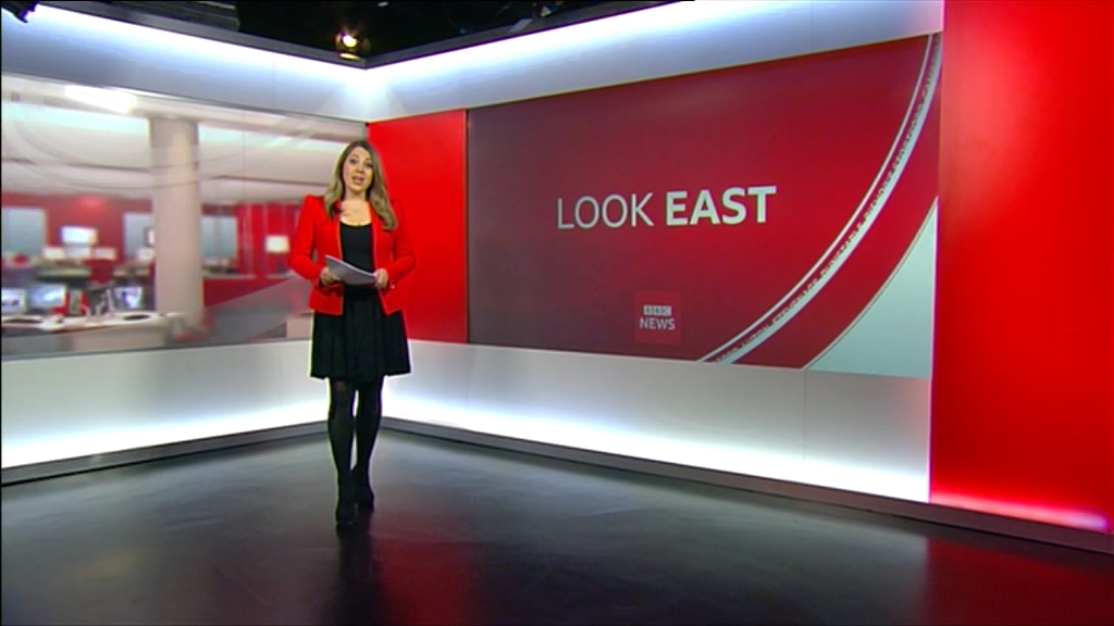 01.27 - 18.30.00 - This Is BBC One HD. Please switch over to BBC One.ts_snapshot_02.04.086