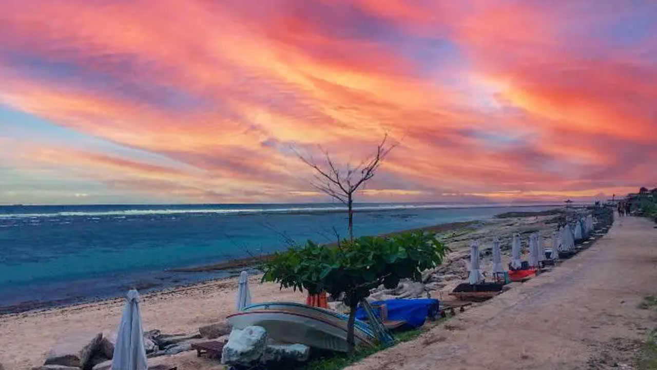 Aktivitas Seru di Pantai Pandawa