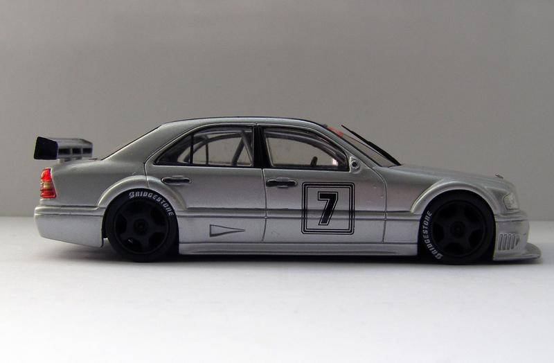 Mercedes 180 Presentation (1)