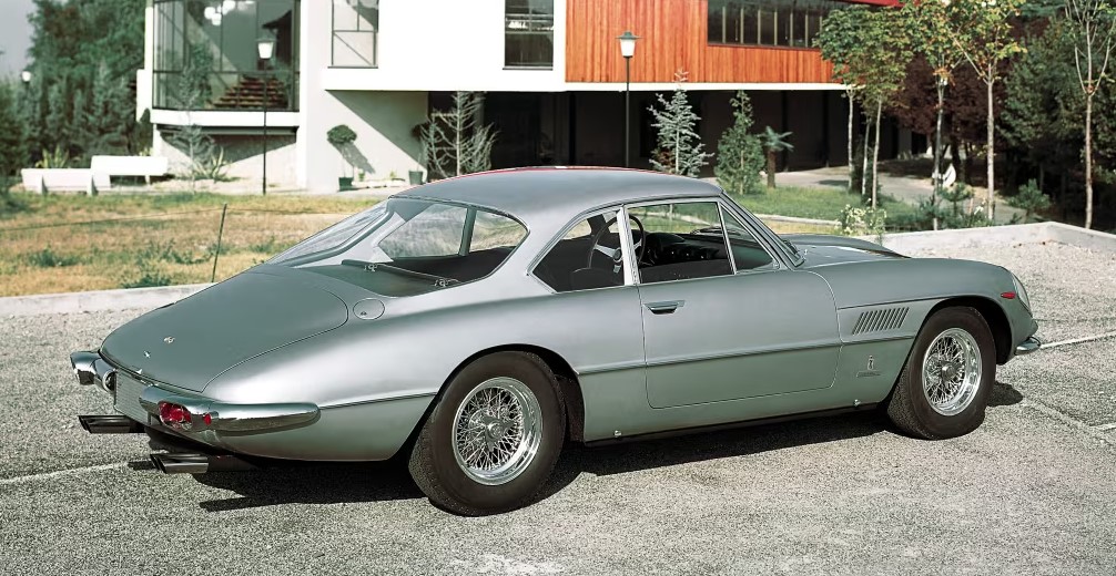 Ferrari-400 Superamerica