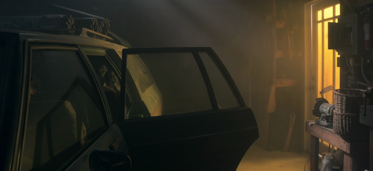 129473426_vlcsnap-2019-12-08-08h14m07s561