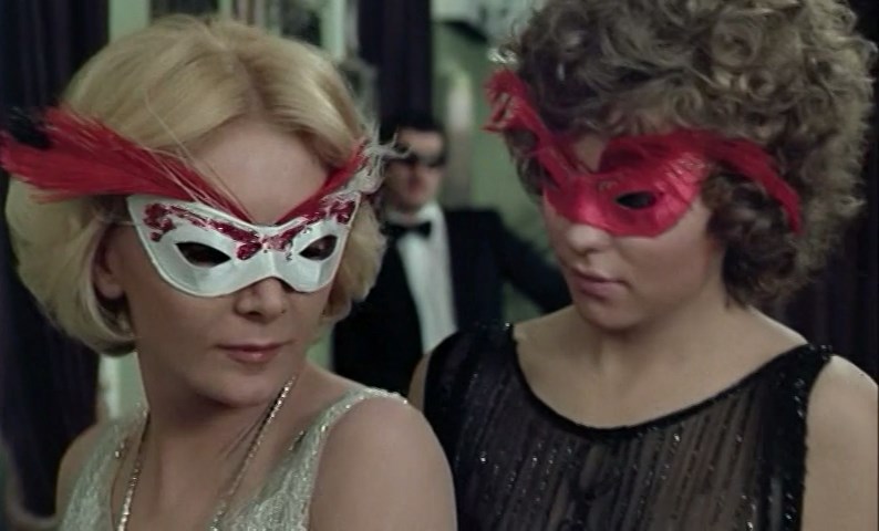 [Immagine: Emilienne-1975-ITA-FRE-DVDRip-x264-mux-b...18-676.jpg]