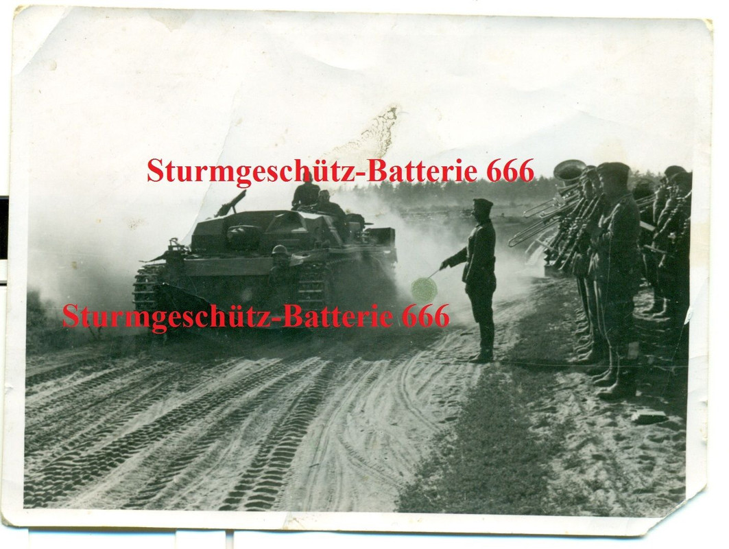 FOTO - STUG-BATTERIE 666 - STURMGESCHÜTZ - In Fa