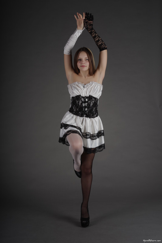 MarvelCharm_Nika-Light-Dark-116