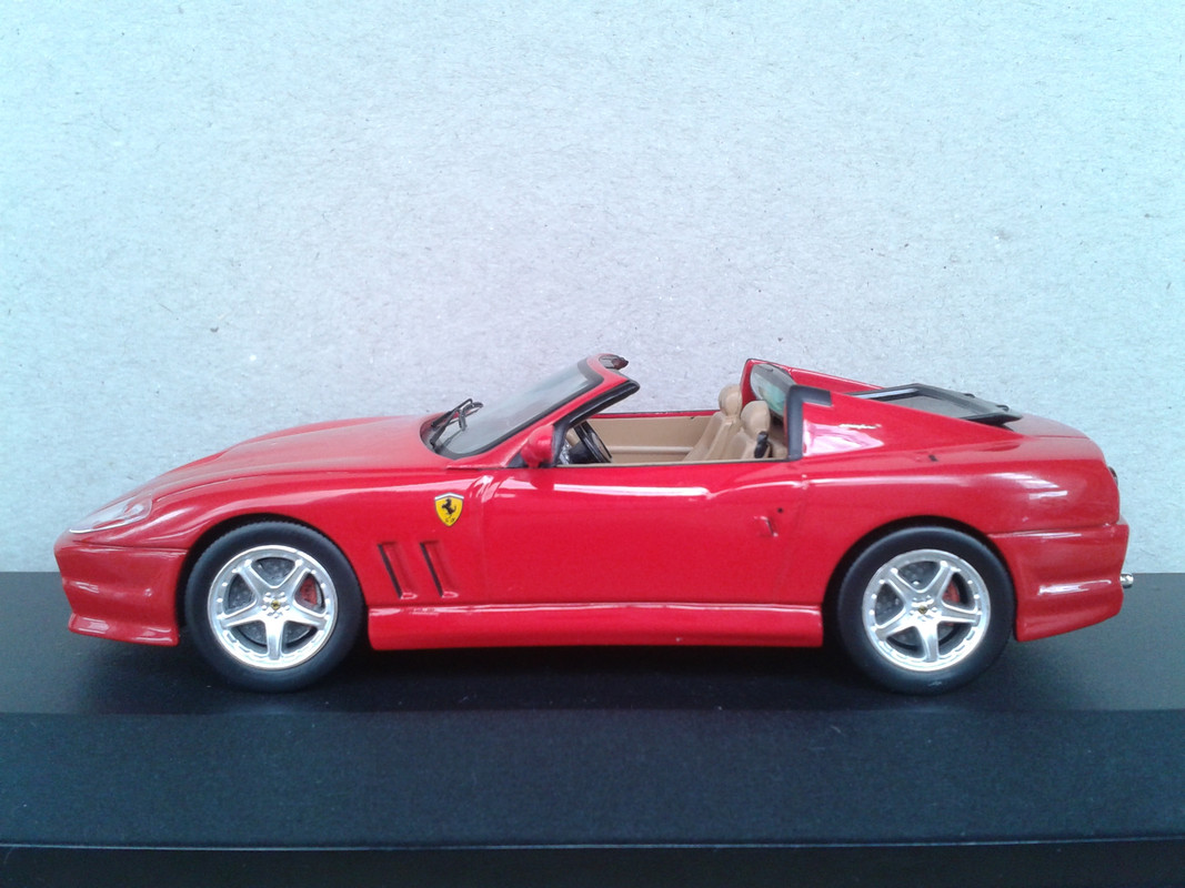 2005 Ferrari 575M Superamérica (Ixo) (21)