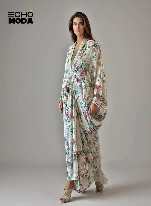 عبايات استقبال: فخامة هادئة تناسب كل تجمع