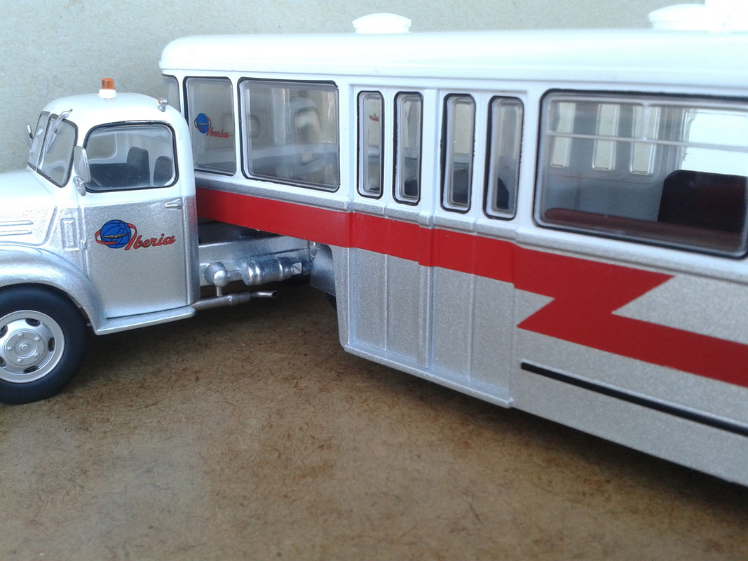 1962 Ebro B-45 “Transporte de Pasajeros – Iberia” (Ixo-Altaya) (20)