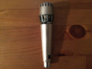 AKG D1200